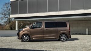 Toyota PROACE Shuttle L 50 kWh